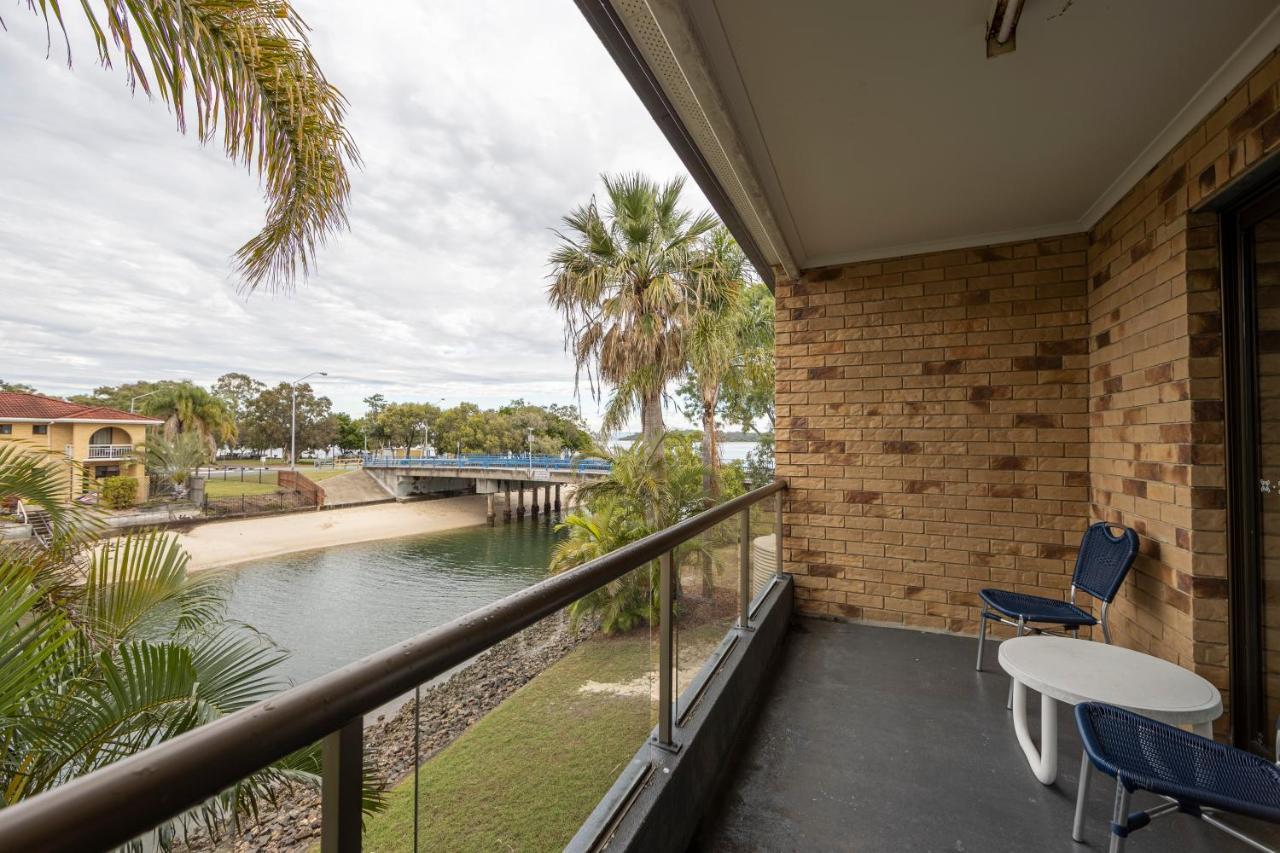 Bribie Waterways Motel Bongaree Extérieur photo