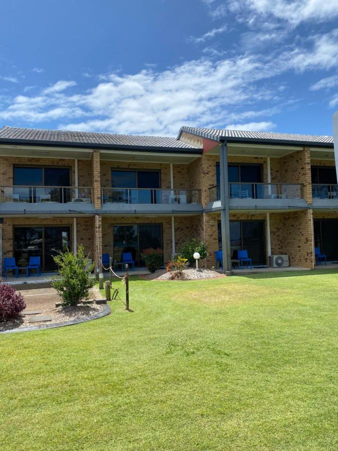 Bribie Waterways Motel Bongaree Extérieur photo