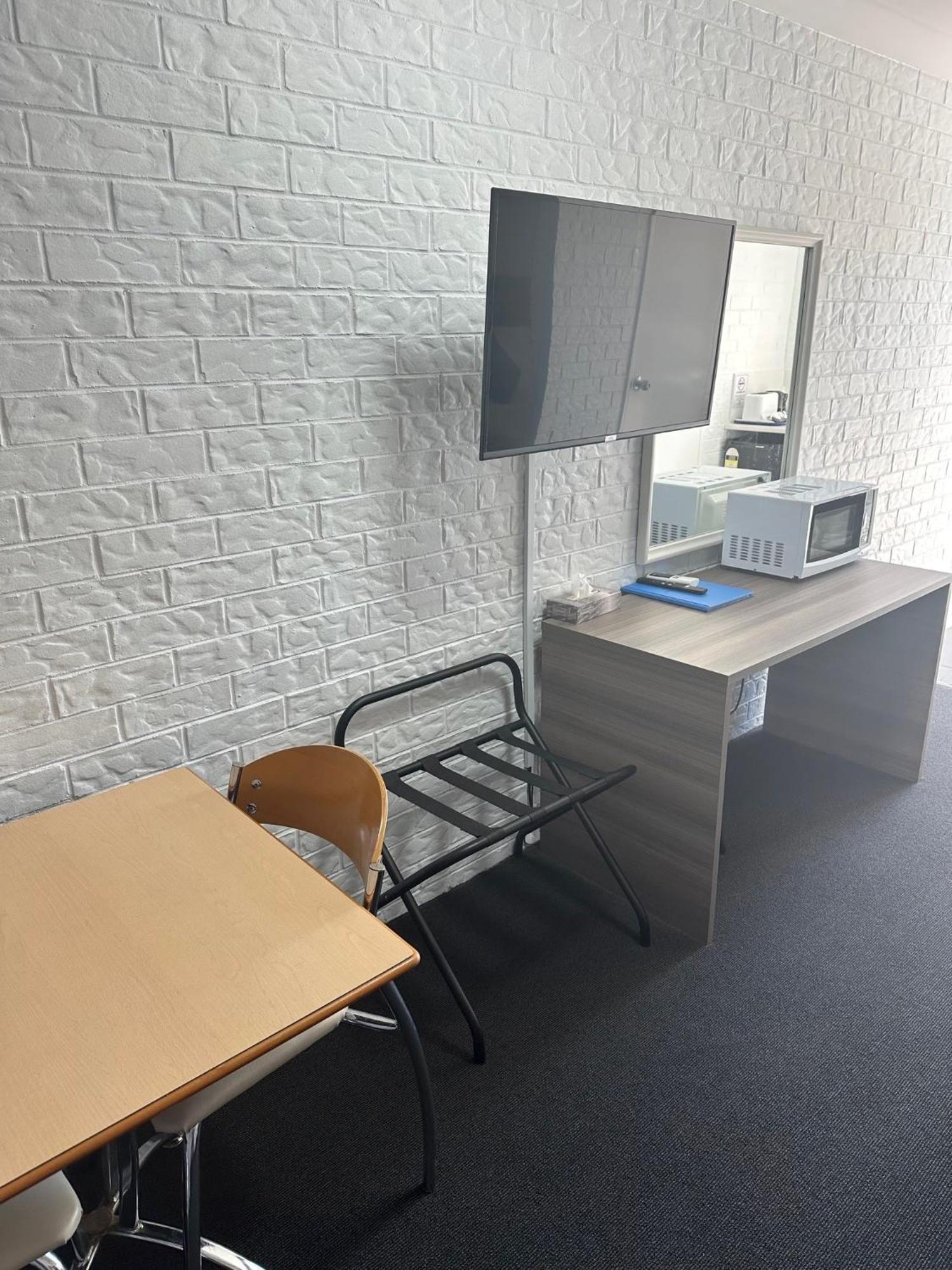 Bribie Waterways Motel Bongaree Extérieur photo