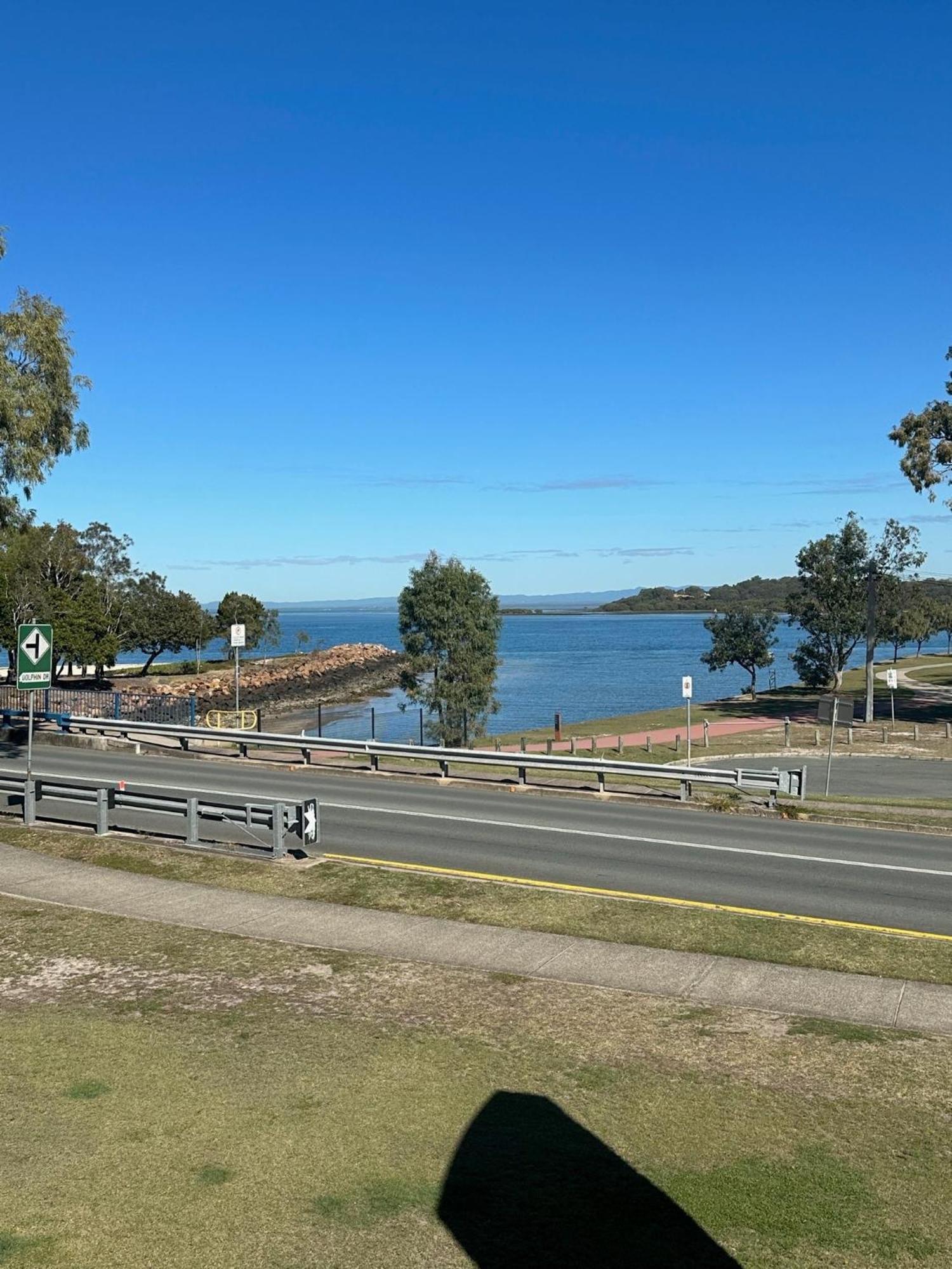 Bribie Waterways Motel Bongaree Extérieur photo