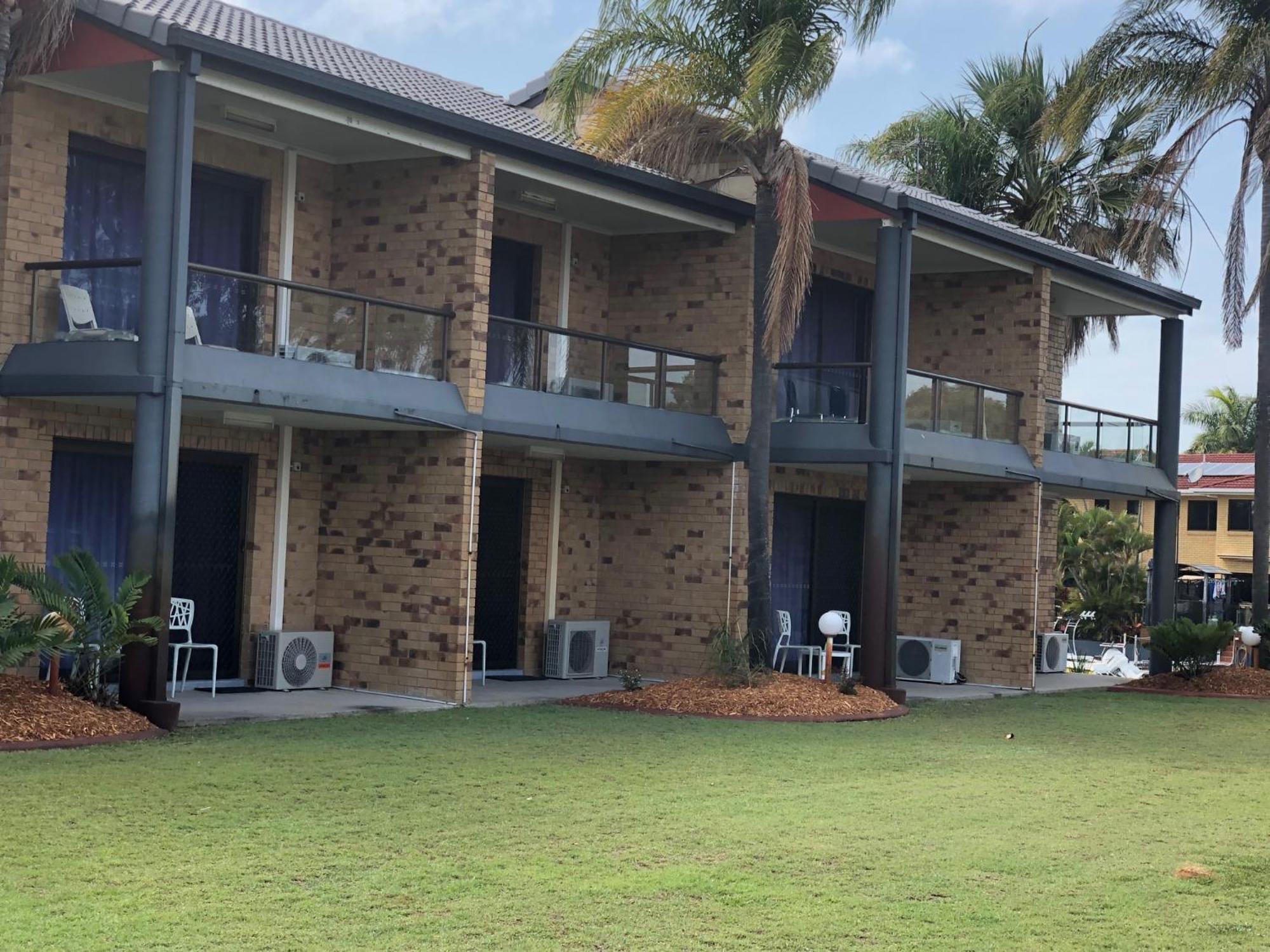 Bribie Waterways Motel Bongaree Extérieur photo
