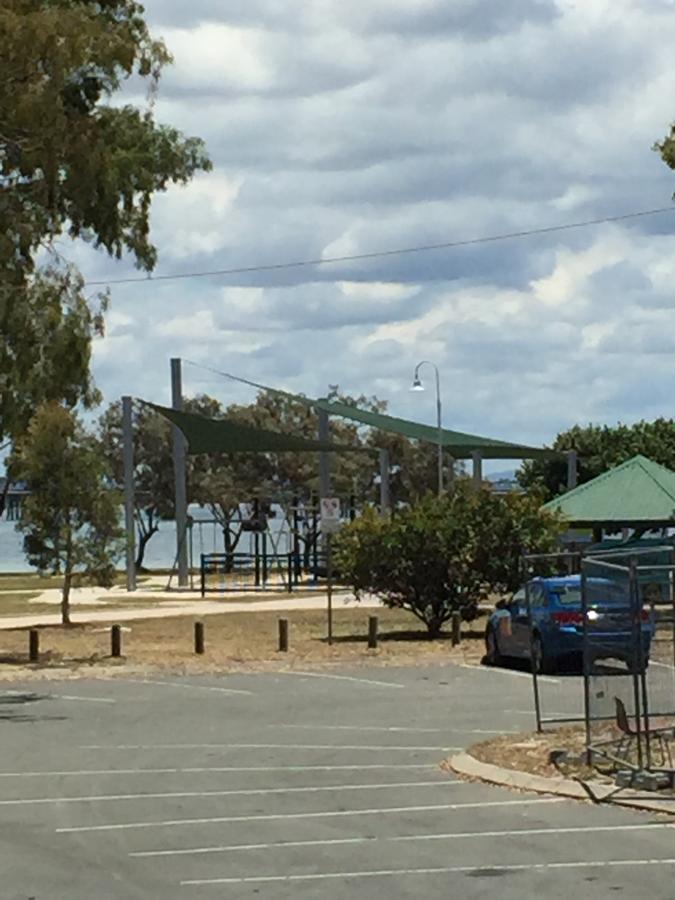 Bribie Waterways Motel Bongaree Extérieur photo