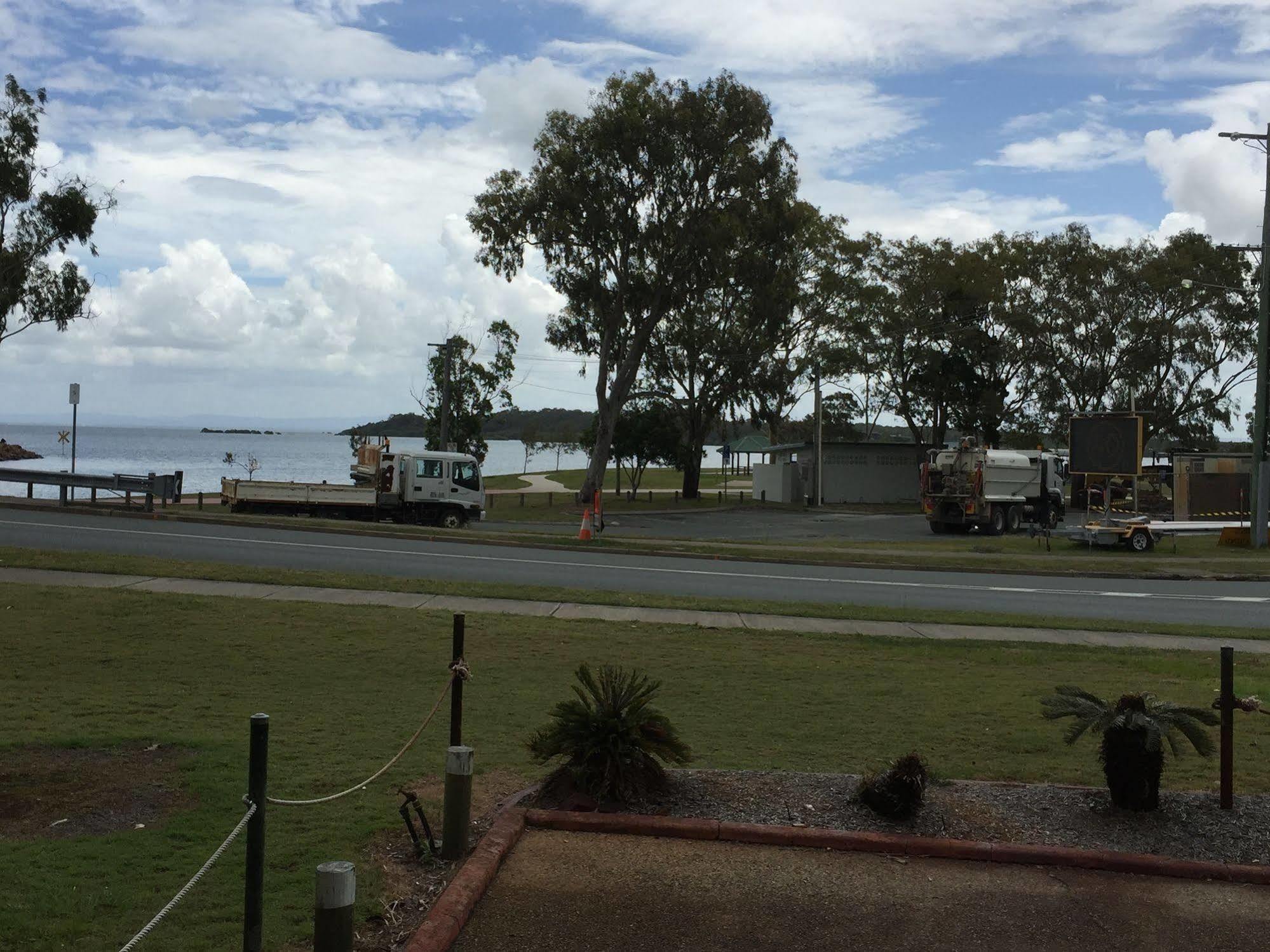 Bribie Waterways Motel Bongaree Extérieur photo