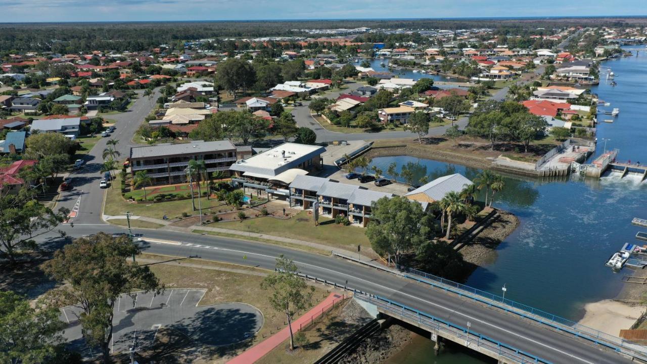 Bribie Waterways Motel Bongaree Extérieur photo